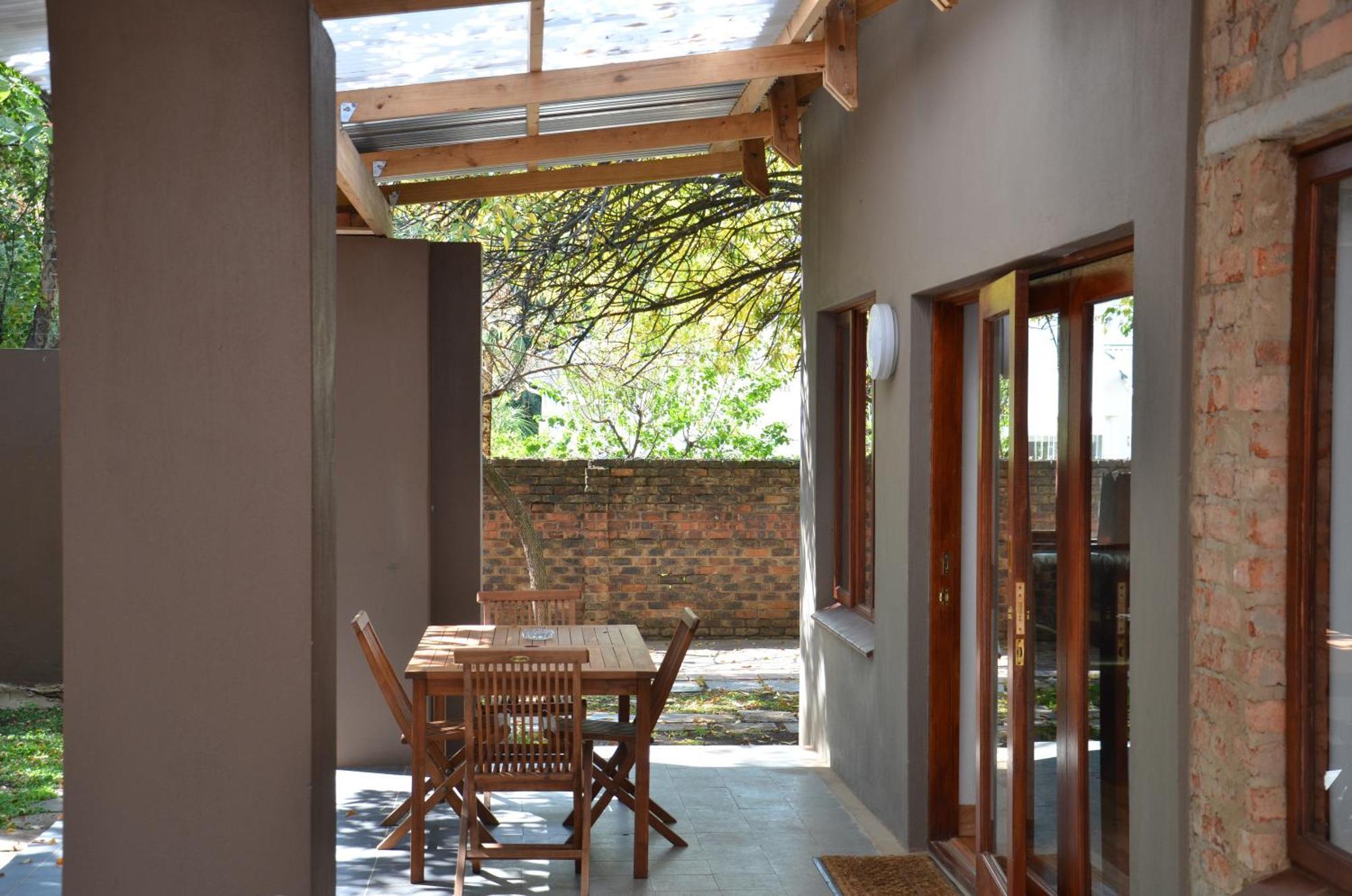 Bed & Breakfast In Hatfield Pretoria-Noord Exterior foto