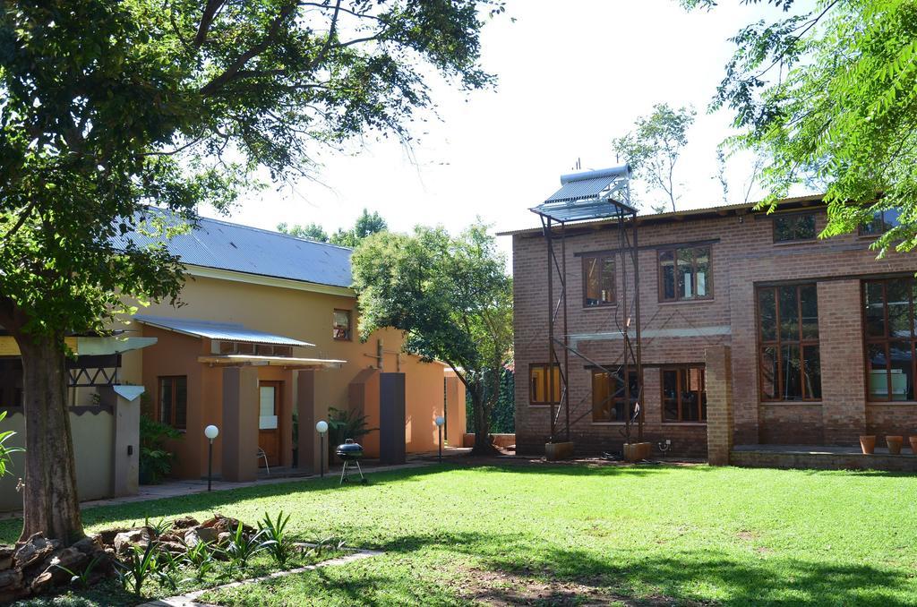 Bed & Breakfast In Hatfield Pretoria-Noord Exterior foto